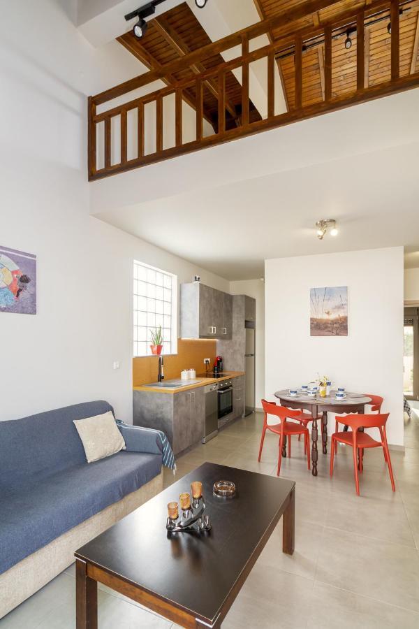 Achilles Maisonette パレカストロ エクステリア 写真